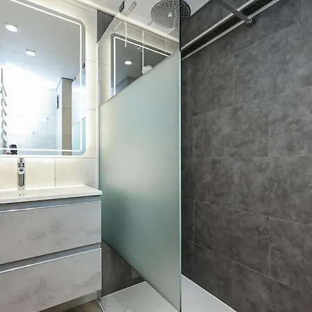 Amazing In With House Sea View Apartment *